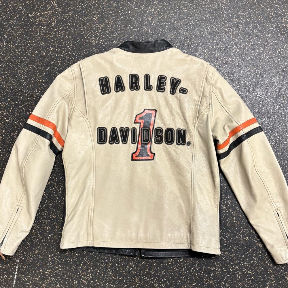Harley-Davidson Men's Two-Tone Leather Bomber Jacket - Picture 4 of 10